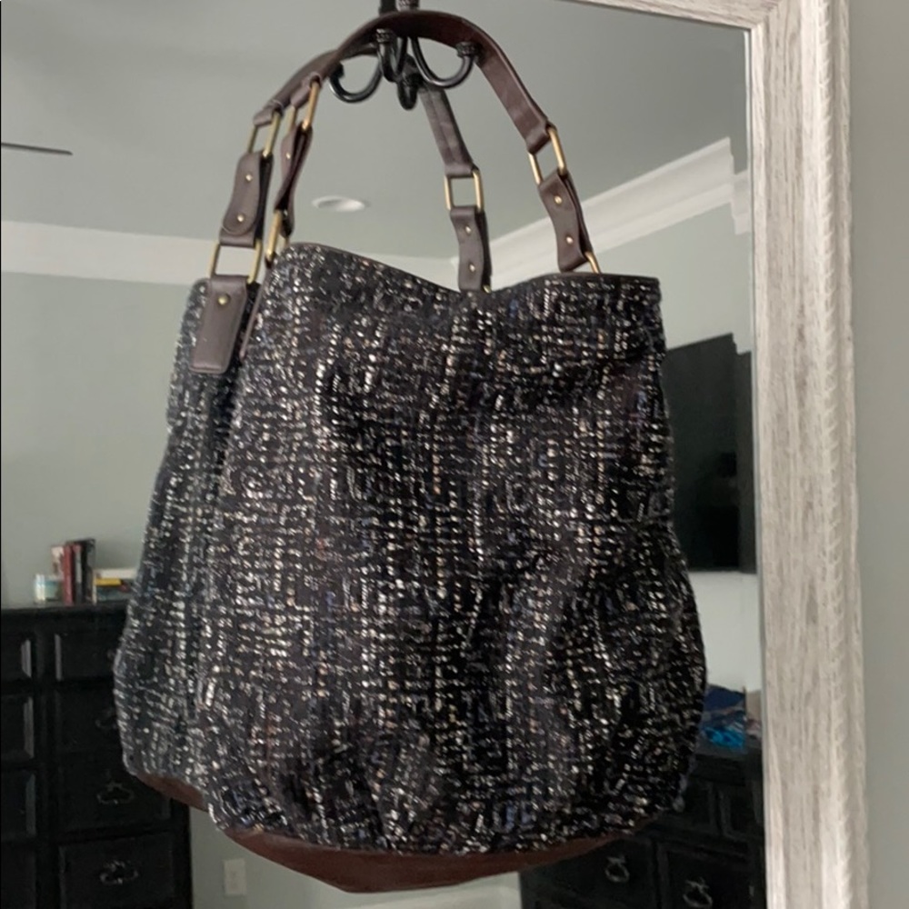 Black purse